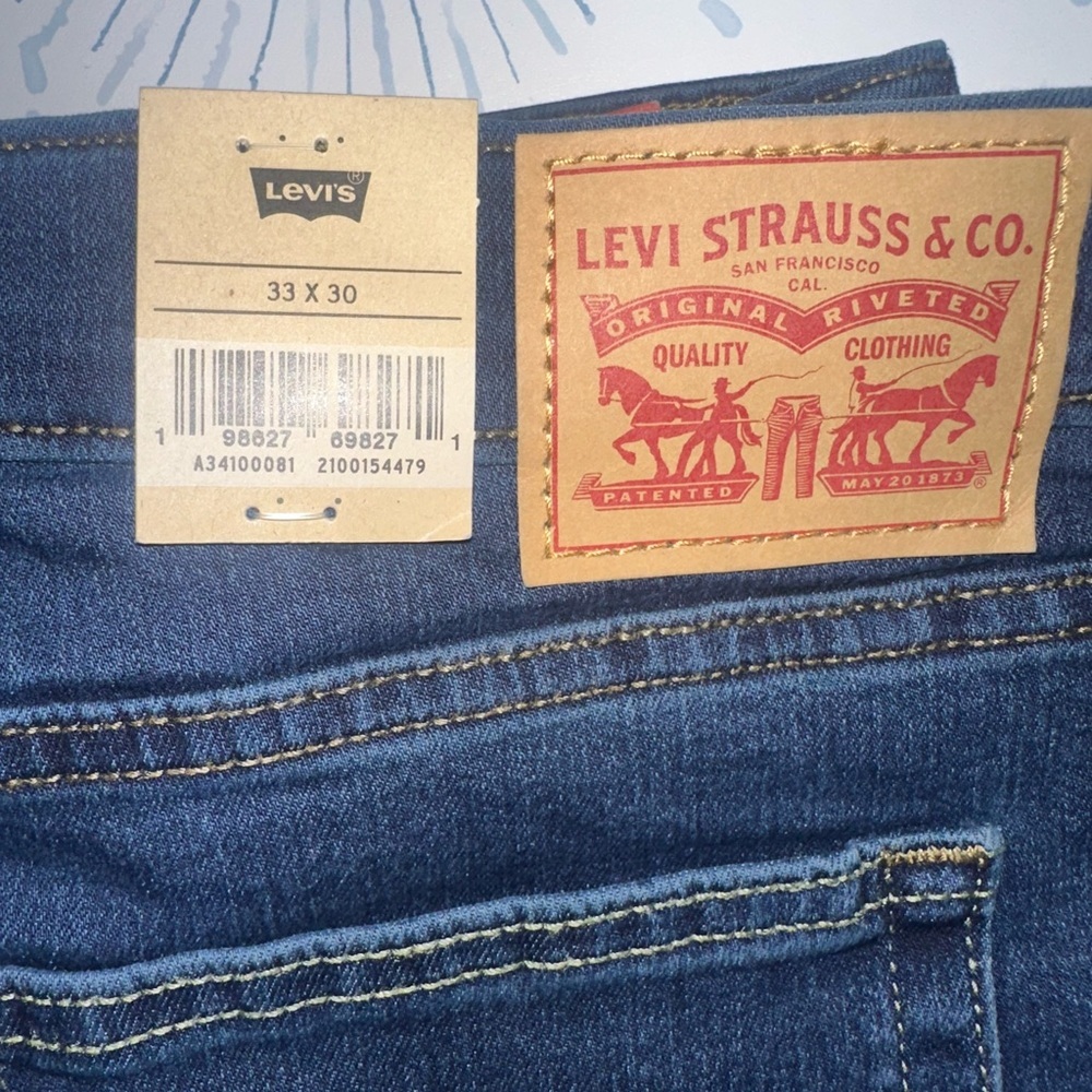 Levi's Women's 726 High Waist Flared Design Denim Pants - Picture 4 of 9